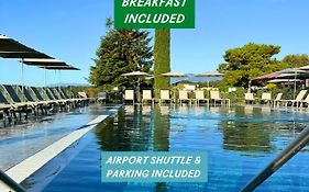 Everness Hotel & Resort